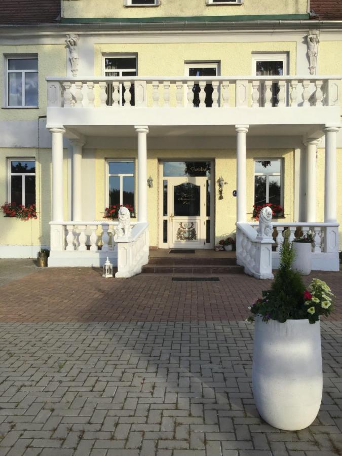 Отель Gutshaus Darsikow Экстерьер фото